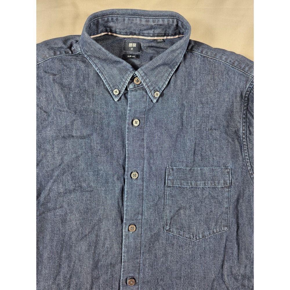 Uniqlo Denim Shirt Mens Medium Blue Slim Fit Long Sleeve‎ Button Down